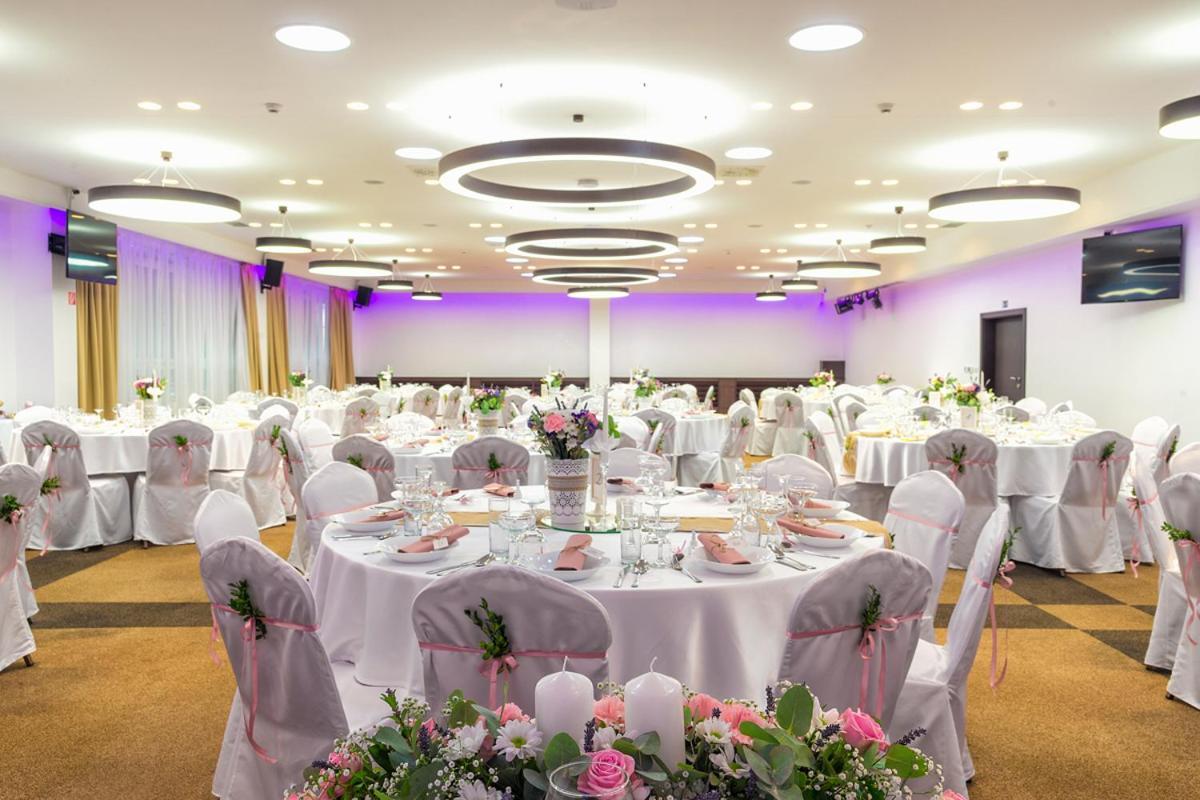 Hotel Lineas Presov Exterior photo