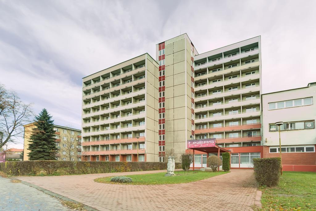 Hotel Lineas Presov Exterior photo