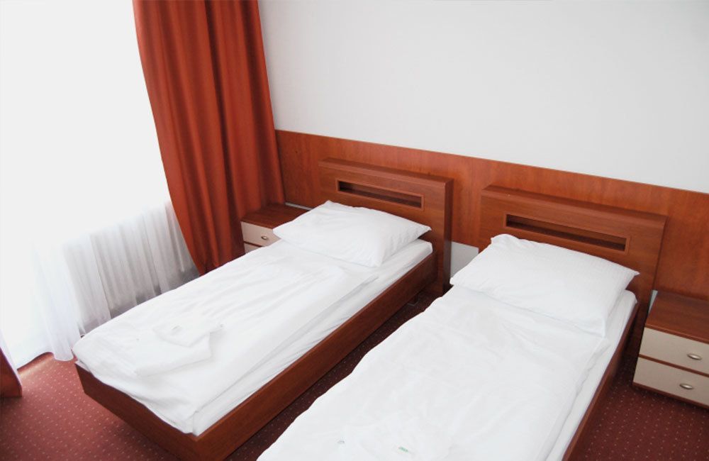 Hotel Lineas Presov Exterior photo