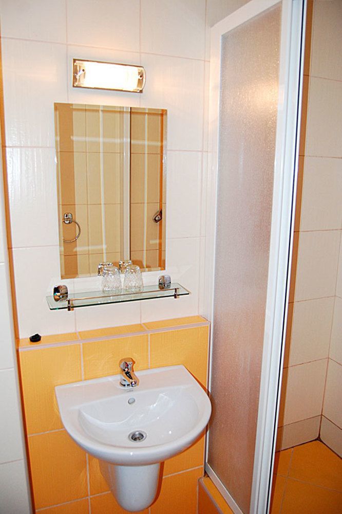 Hotel Lineas Presov Exterior photo